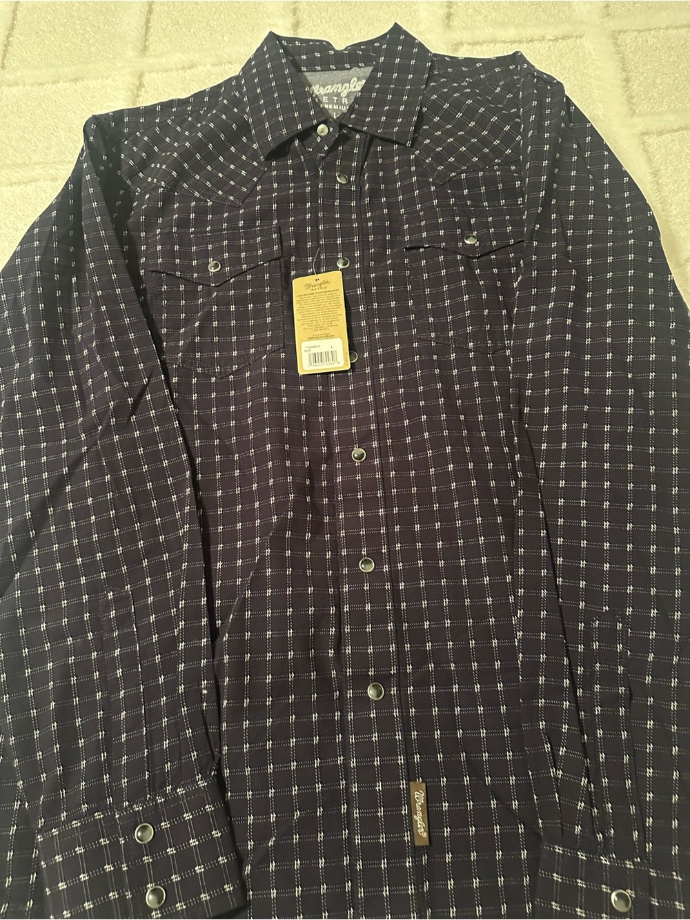 Wrangler Men's Black Plaid Western Button-Down Shirt